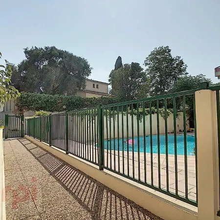 Golfe Juan 2p Rdj Piscine Proche Plages Daire Vallauris